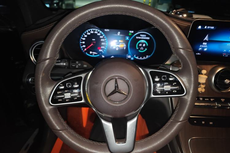 Used Mercedes-Benz GLC 2020 Facelift GLC 300 L 4MATIC Dynamic Edition Steering Wheel