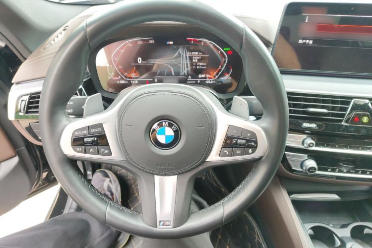 Used BMW 5 Series 2022 Restyled 530Li Leading Edition M Sport Package Steering Wheel