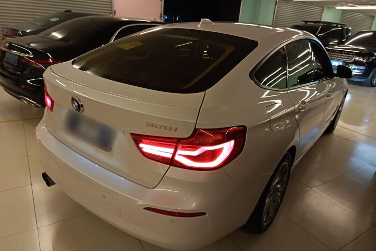 Used BMW 3 Series GT 2019 320i Sport Edition

