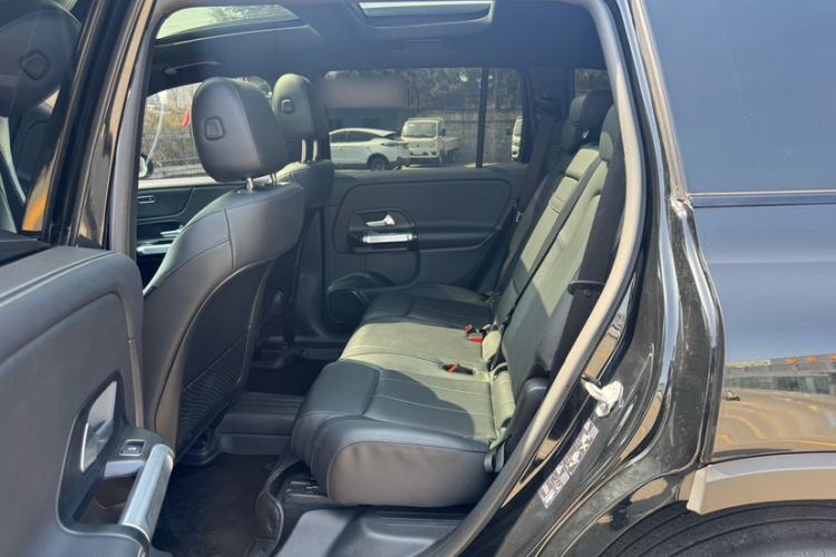 Used Mercedes-Benz GLB 2022 GLB 220 4MATIC Interior 3