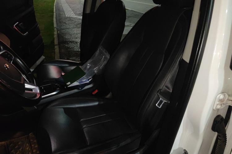 Used Land Rover Discovery Sport 2018 240 PS HSE Version
