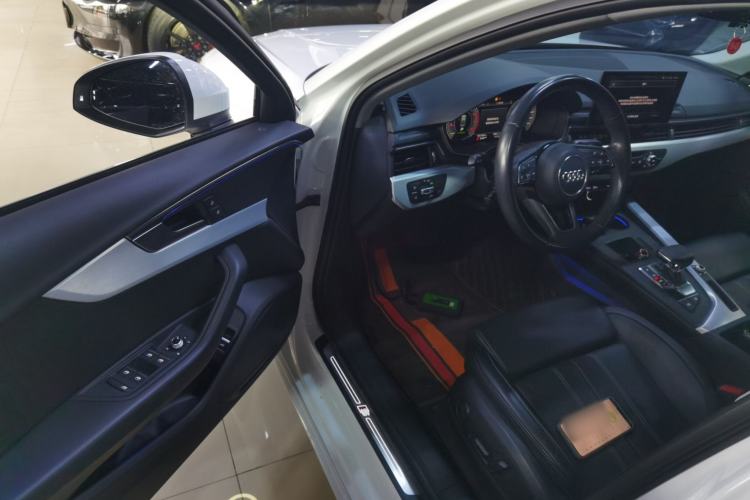 Used Audi A4L 2022 40 TFSI Fashion Dynamic Model Driver Seat