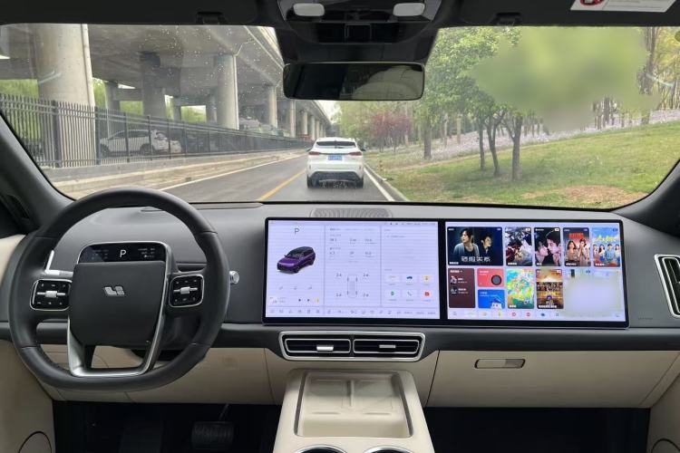 Used Li Auto L9 2025 Ultra Smart Refreshed Edition Interior 5