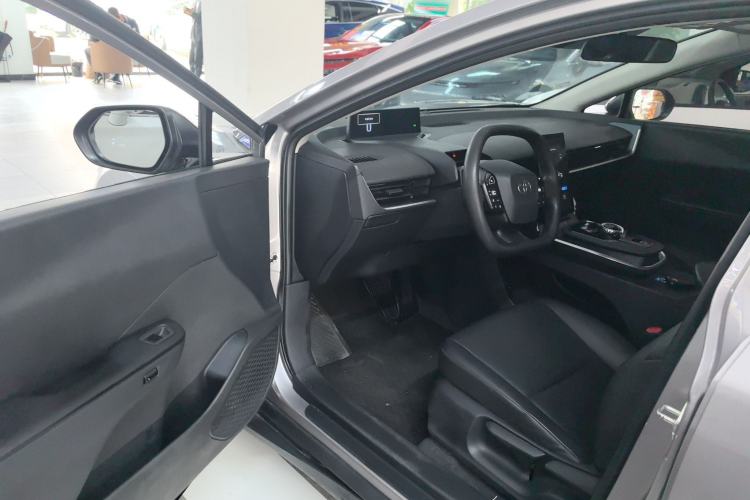 Used Toyota bZ3 2023 517 km Elite PRO Driver Seat