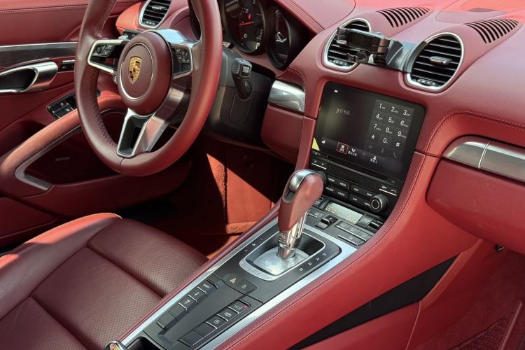 Used Porsche 718 2018 Cayman 2.0T