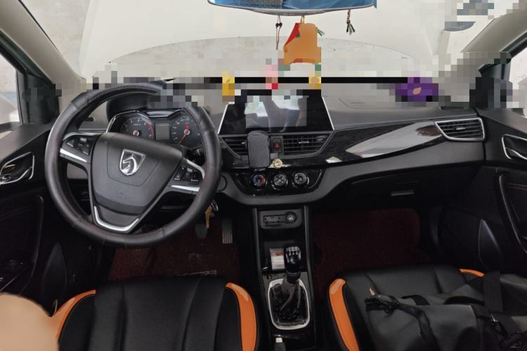Used Baojun 310 2016 1.2L Manual Luxury Model