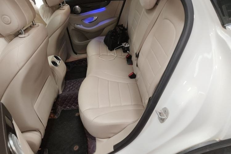 Used Mercedes-Benz GLC 2016 GLC 260 4MATIC Luxury Model
