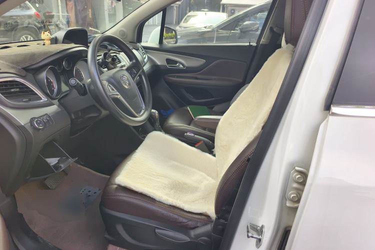 Used Buick Encore 2015 1.4T Automatic Two-Wheel Drive Urban Elite Version
