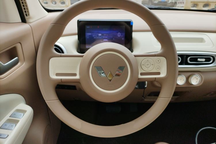 Used Wuling Hongguang MINIEV 2025 Four-Door Version Advanced Edition
