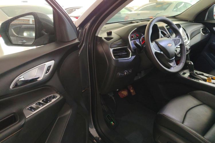 Used Chevrolet Equinox 2019 535T Automatic YuJie Edition China VI Driver Seat