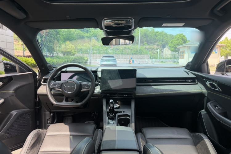 Used Lynk & Co 03 2023 1.5TD DCT JingPro
