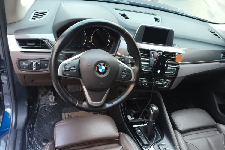 Used BMW X1 2018 sDrive18Li Luxury Model Steering Wheel