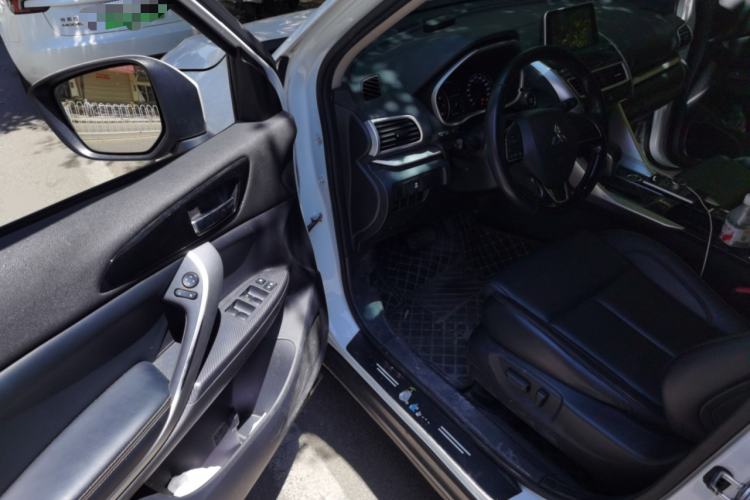 Used Mitsubishi Eclipse Cross 2021 1.5T CVT Four-Wheel Drive Passion Edition Driver Seat