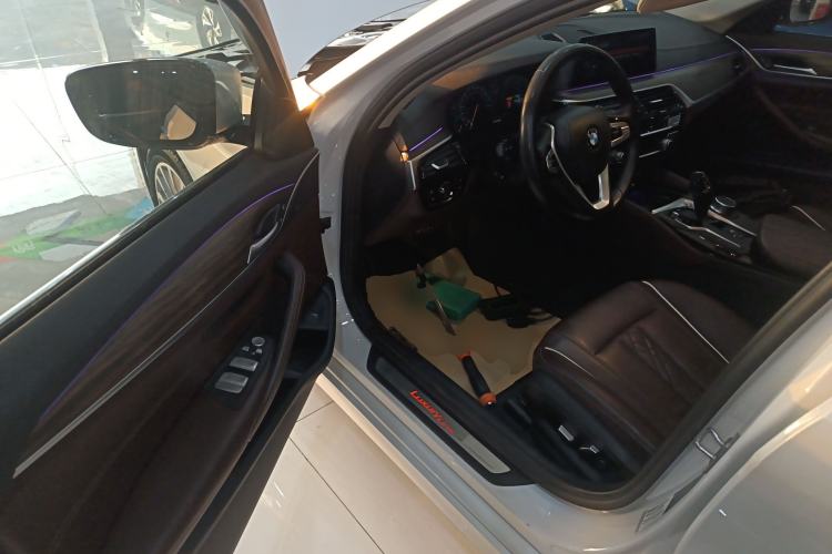 Used BMW 5 Series 2019 530Li Leading Model Luxury Package
