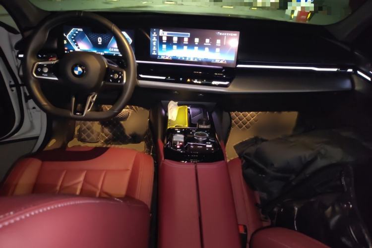 Used BMW 5 Series 2024 525Li M Sport Package