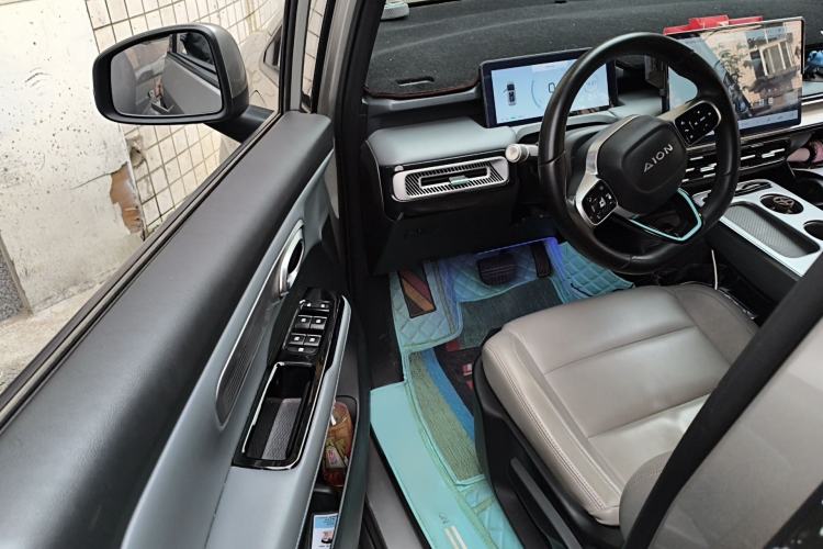 Used AION Y 2023 Plus 510 Enjoy Edition Interior 3