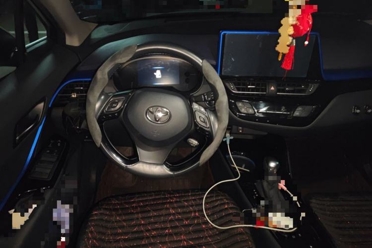 Used Toyota C-HR 2023 2.0L Luxury Edition Steering Wheel