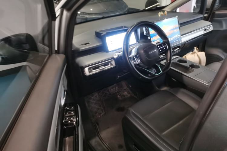 Used AION Y 2022 Plus 70 Smart Edition