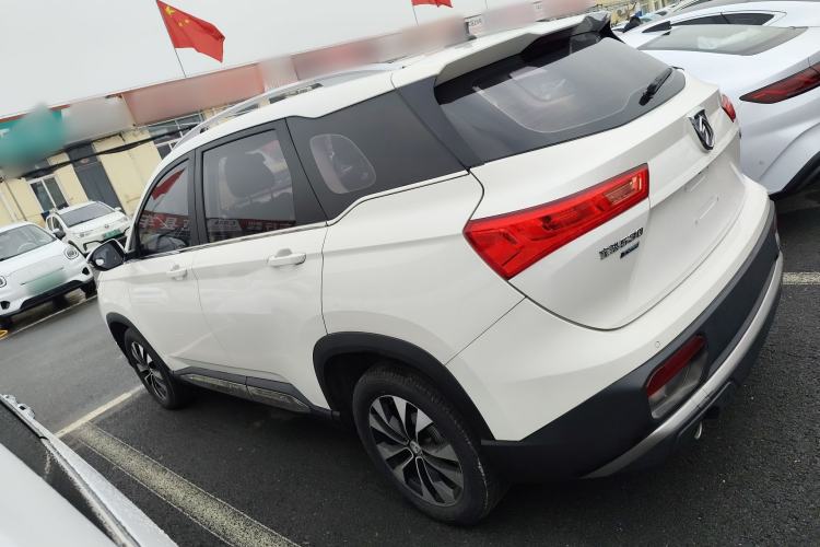 Used Baojun 530 2021 Global Car Anniversary Edition 1.5T Manual Prestige Model 6 Seats
