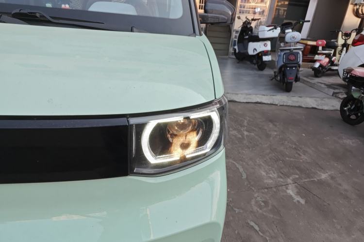 Used Wuling Hongguang MINIEV 2021 Macaron Premium Model – Lithium Iron Phosphate Left Front Headlight