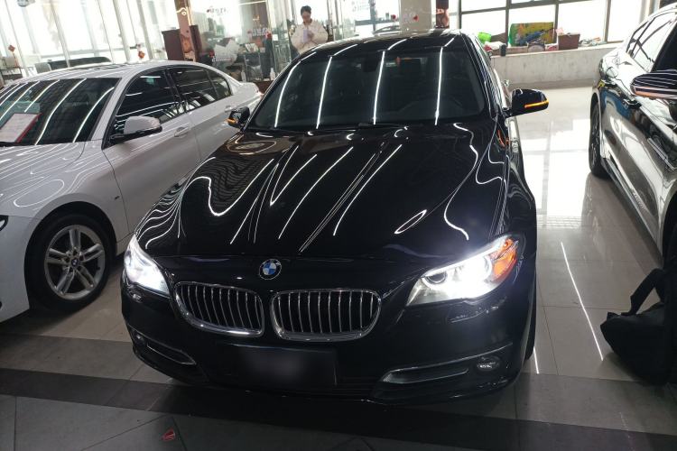 Used BMW 5 Series 2014 525Li Luxury Design Package
