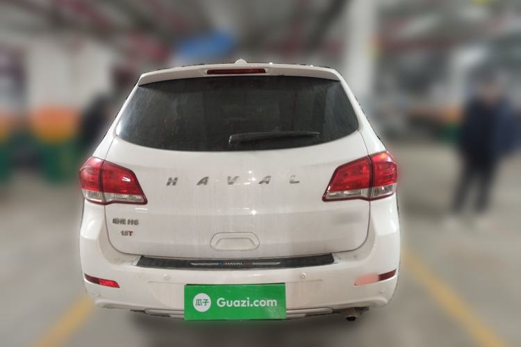 Used Haval H6 2016 Upgraded Model 1.5T Automatic Two-Wheel Drive Elite Version Rear