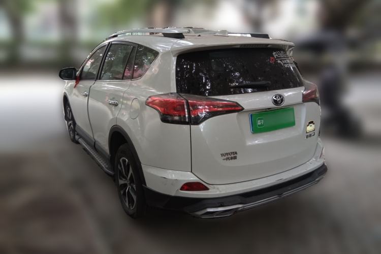 Used Toyota RAV4 2016 2.0L CVT Two-Wheel Drive Fashion Edition China V Standard