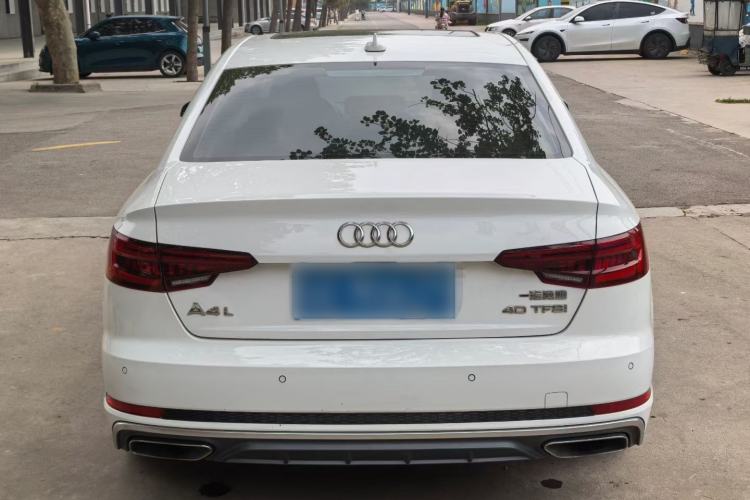 Used Audi A4L 2019 40 TFSI Fashion Edition China VI Emission Standard Exterior 4