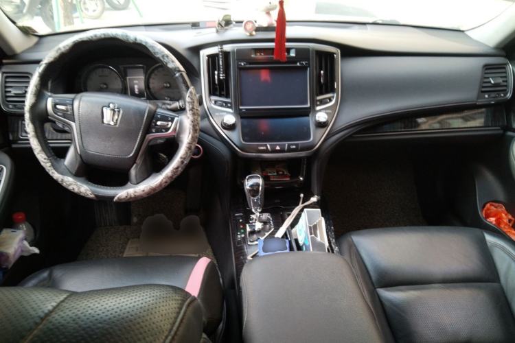 Used Toyota Crown 2015 2.5L Smart Edition
