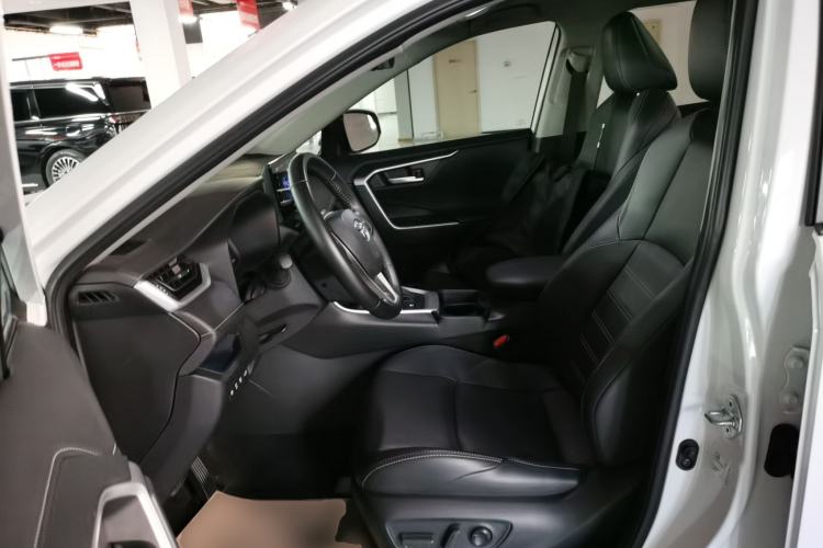 Used Toyota Wildlander 2023 Dual-Motor 2.5L E-CVT Four-Wheel Drive Prestige Edition
