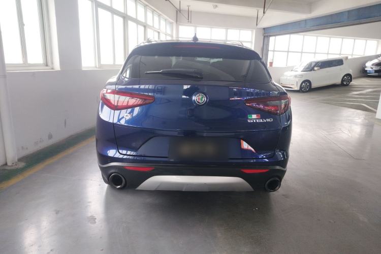 Used Alfa Romeo Stelvio 2017 2.0T 200HP Luxury Edition
