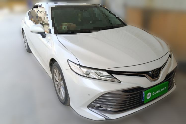 Used Toyota Camry 2018 2.0G Luxury Edition
