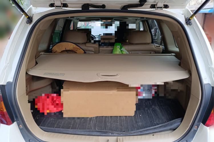 Used Toyota Highlander 2011 2.7L Two-Wheel Drive 7-Seater Luxury Navigation Edition
