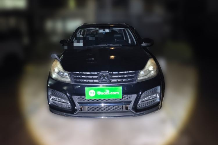 Used JMC Yusheng S350 2014 2.4T Automatic 2WD Diesel Luxury Version with Sunroof 5 Seats
