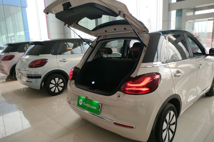 Used Wuling Bingo 2023 333 km Enjoyment Version
