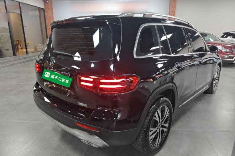 Used Mercedes-Benz GLB 2024 GLB 220 Dynamic Edition Rear Right 45 Deg