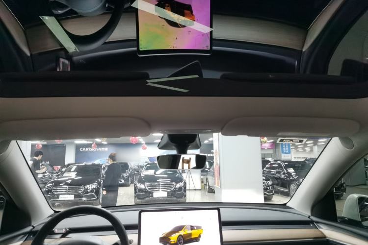 Used Tesla Model Y 2022 Long-Range All-Wheel-Drive Version
