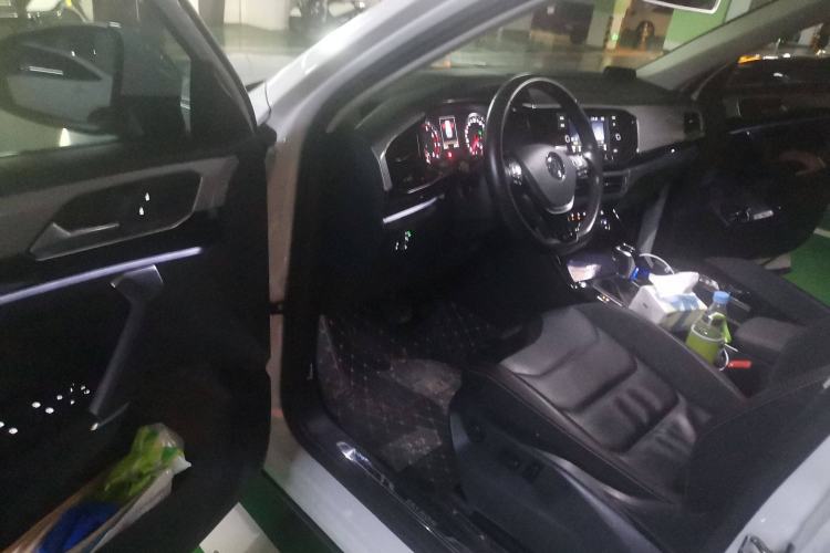 Used Volkswagen Tayron 2019 330TSI Two-Wheel Drive Luxury Model China VI Standard
