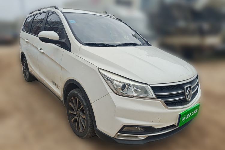 Used Baojun 730 2019 1.5L Manual Fashion Model 7-seater National V