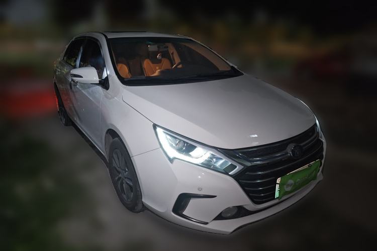 Used BYD Qin New Energy 2017 1.5T Luxury Model
