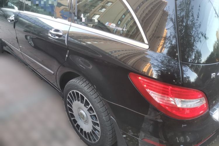 Used Mercedes-Benz R-Class 2011 R 350 L 4MATIC
