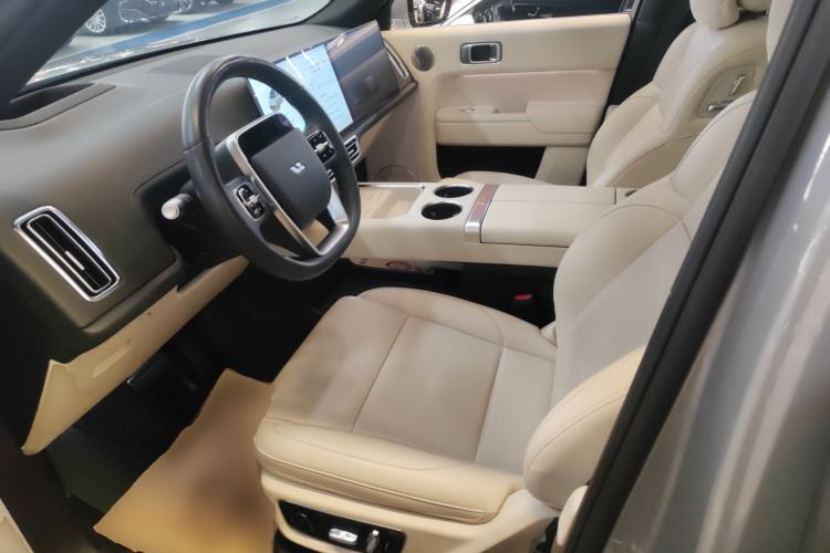 Used Li Auto L9 2024 Ultra Model
