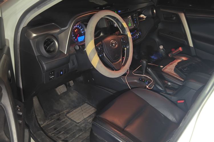 Used Toyota RAV4 2015 2.5L Automatic 4x4 Elite Edition