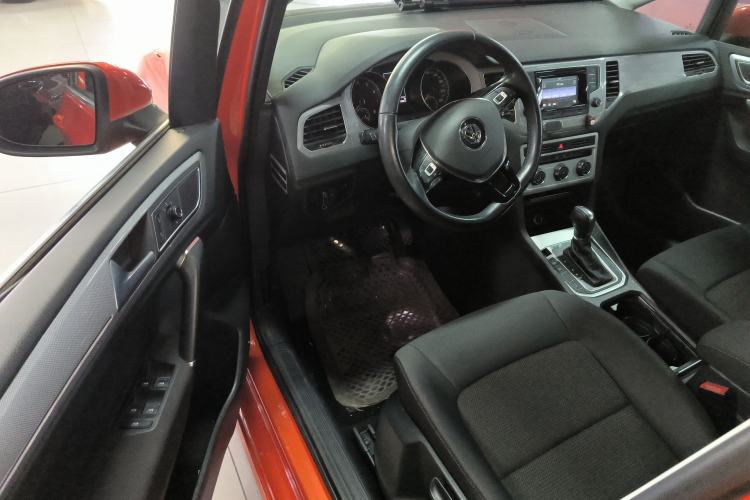 Used Volkswagen Golf Sportsvan 2016 230TSI Automatic Trend Edition Driver Seat