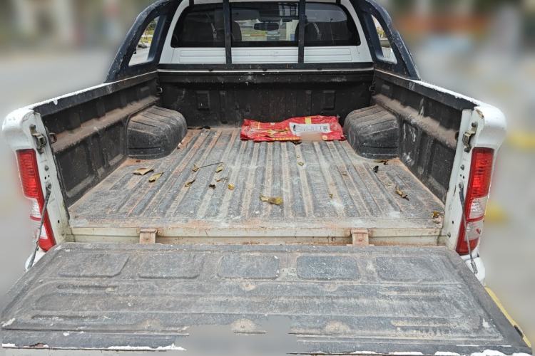 Used Foton Tunland 2014 2.8T Elite Edition BJ493ZLQ4