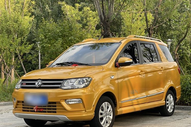 Used Dongfeng Fengon 370 2016 1.5L Manual Luxury Version SFG15-05 7 Seats