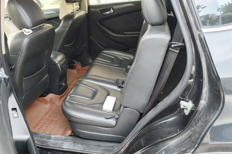 Used Dongfeng Fengon 580 2016 1.5T CVT Luxury Model
