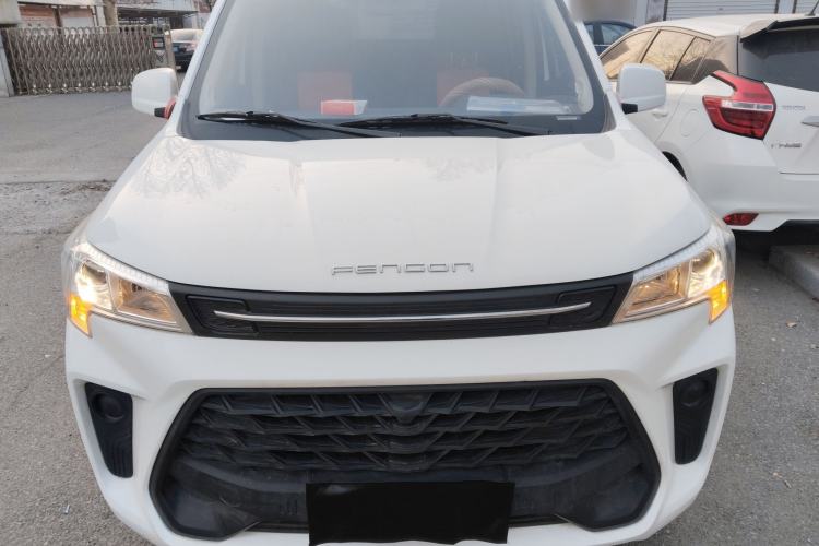 Used Dongfeng Fengon 380 2022 1.5L Standard Edition 7-Seater Passenger Vehicle