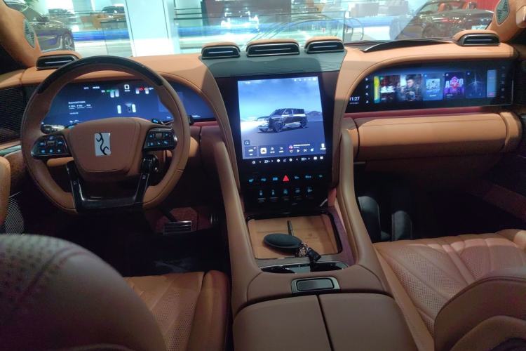 Used Yangwang U8 2023 Luxury Edition Center Console