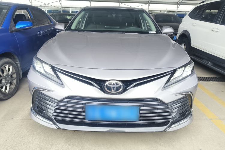 Used Toyota Camry 2021 2.0G Luxury Edition
